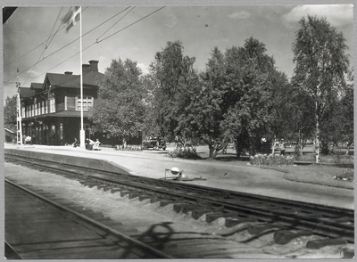 Gällivare. Tvåvånings Stationshus Av Timmer, Byggt Av SJ. Arkitekt ...